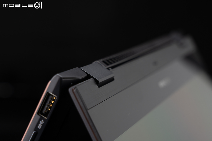 ASUS ZenBook Flip S 測試報告 一手掌握輕薄效能!