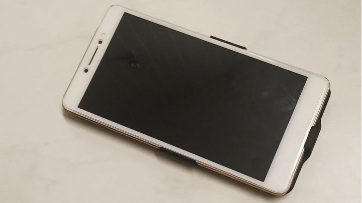 背夾電池續命神丹加持喜獲重生的 MI MAX