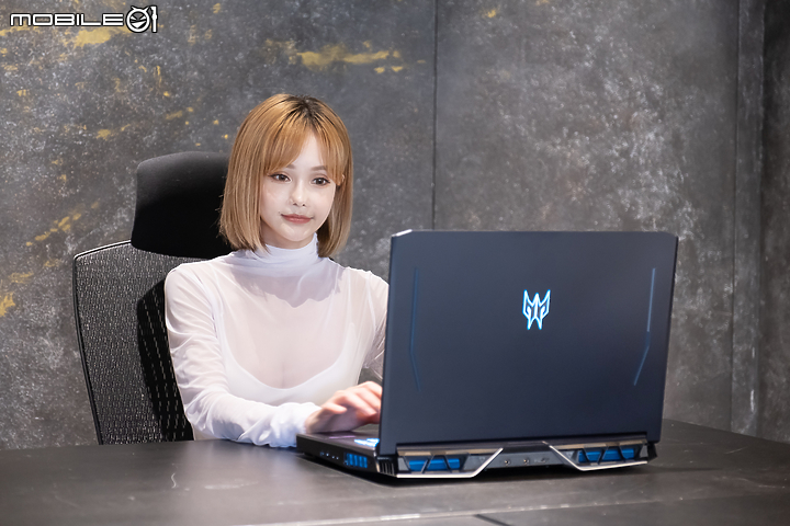 Acer Predator Helios 700 獨家實測 再探極致效能巔峰!
