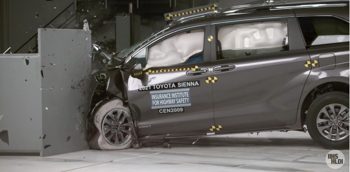 全新Sienna獲得IIHS Top Safety Pick+
