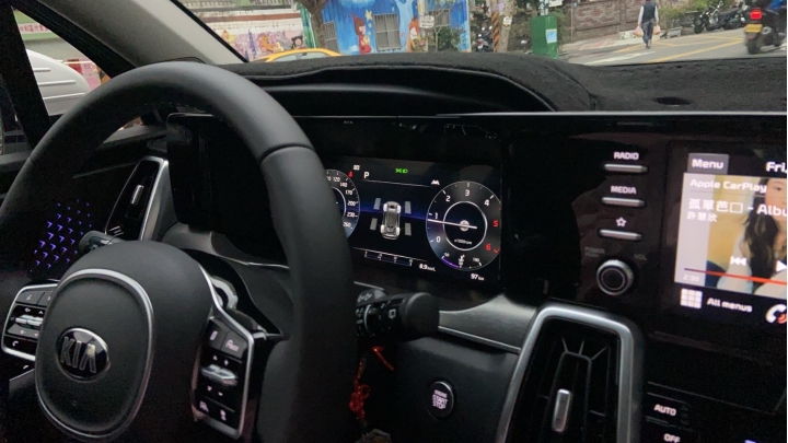 2021 KIA sorento (水龍頭)交車及空間使用心得