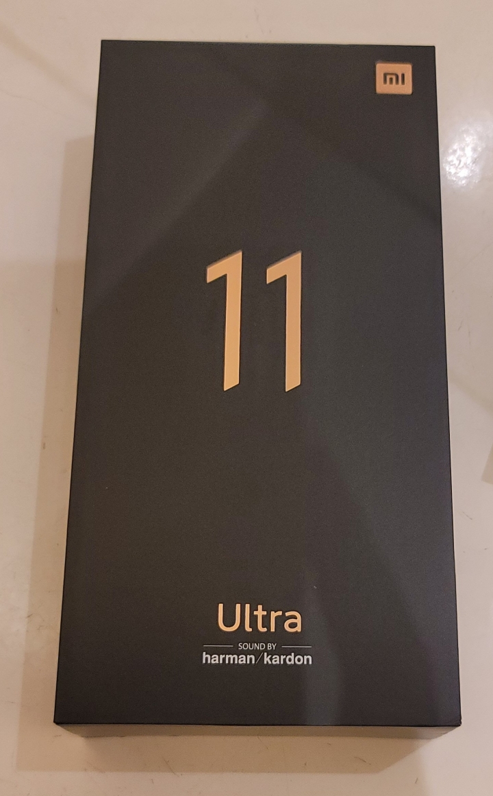小米11Ultra 黑12G開箱,0414加清水套