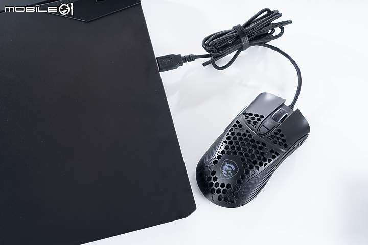 MSI GP76 Leopard 電競筆電 低調龍魂隱藏不住強大效能