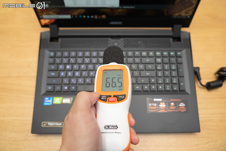 GIGABYTE AORUS 17G 機械神鷹 精準判斷每個效能輸出!