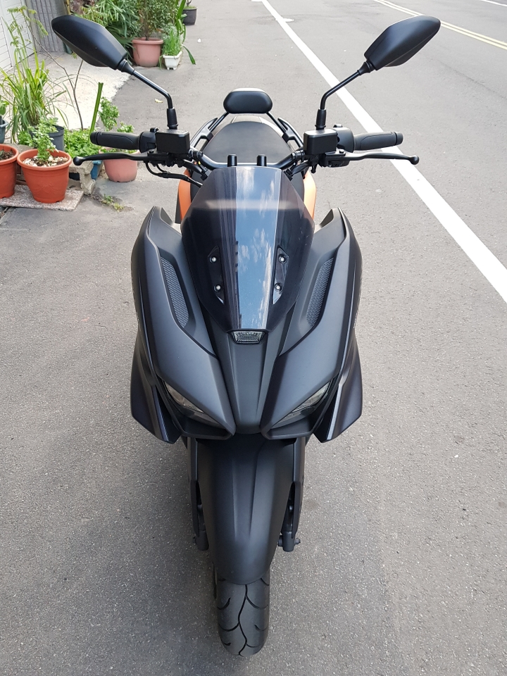 FORCE2.0 結束更新 出保2次修不好 車把歪 車身歪 重心歪