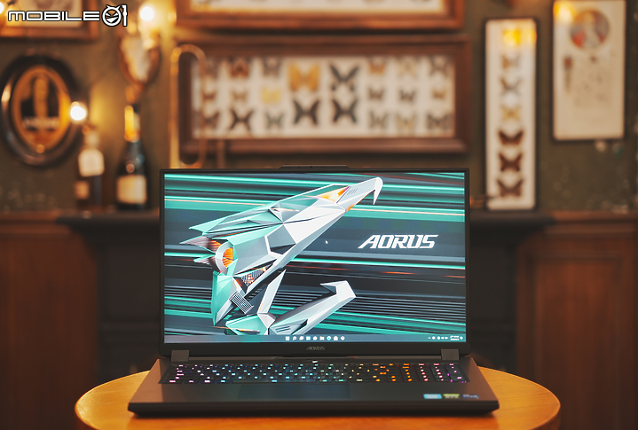 GIGABYTE AORUS 17 YE5 實機測試|頂規筆電獨顯帶來快意效能