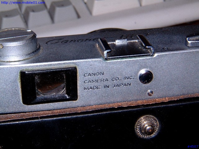 搬家時挖出來的老相機Canon QL17