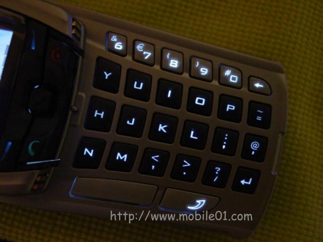 【獨家】又是一台怪怪實驗機！NOKIA 6800。