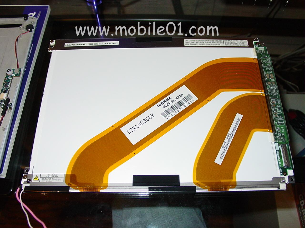 【奠】我的 VAIO LCD 死掉了。