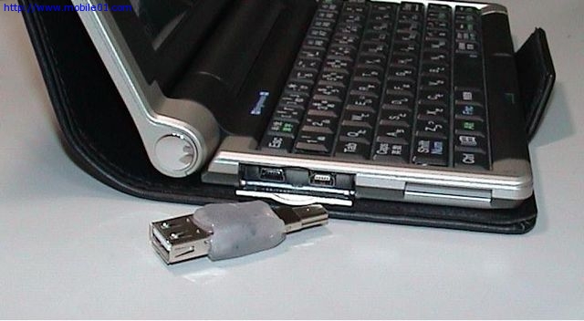 HITACHI 4G Microdrive 在S3入手