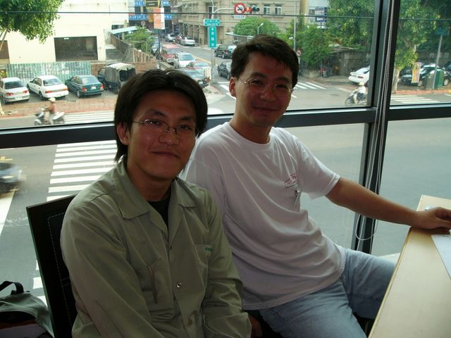 [聚會相片集]Mobile01聚會記實：2004夏@高雄～Rex拍-附上簽名板
