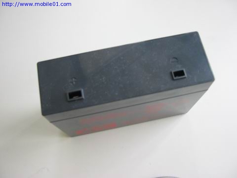 「問題」去哪裡買CSB的HC 1221W的電池