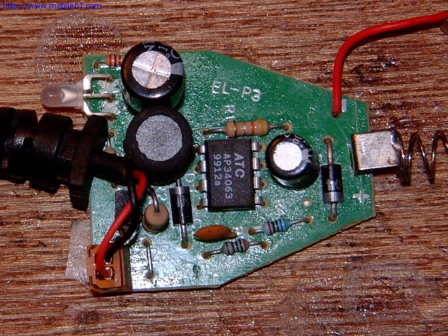 [分享]改裝行動電話手機車充為eTrex/PDA車充