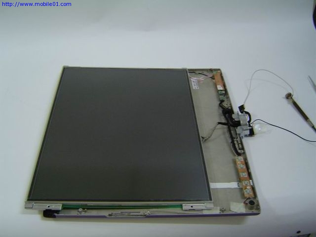 肢解 ---acer TravelMate C300---