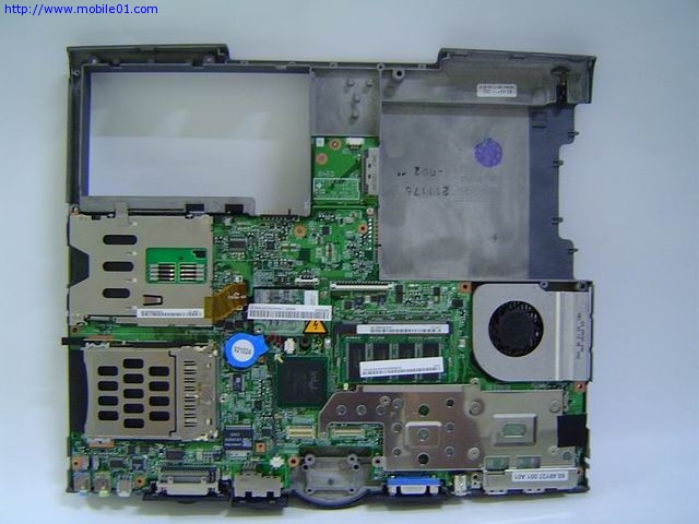 肢解 ---acer TravelMate C300---