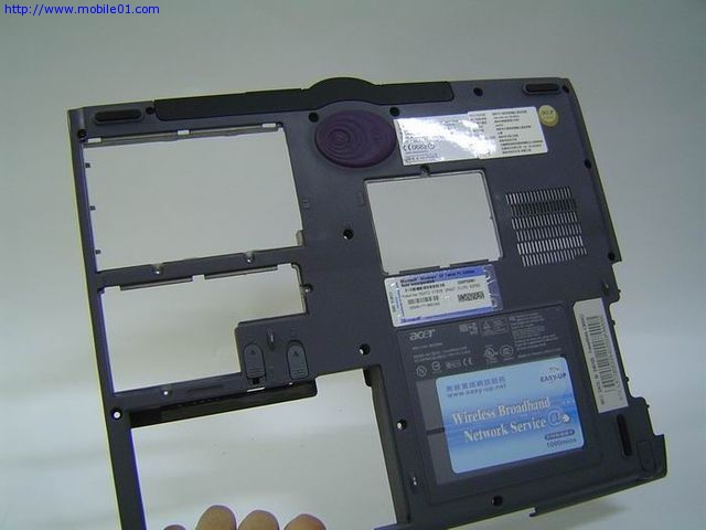 肢解 ---acer TravelMate C300---
