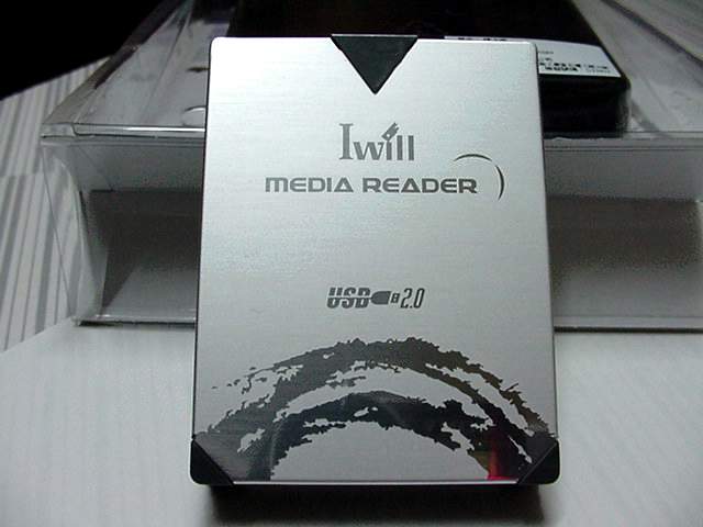 你用什麼讀卡機啊? Part III    [ Iwill(艾崴)  CR620 ]