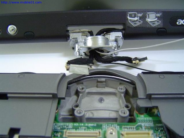 肢解 ---acer TravelMate C300---