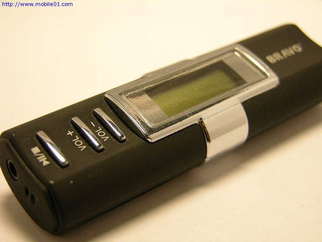 [分享]BRAVO黑傑克 128mb 隨身碟 花小錢也有好用低mp3隨身碟!!