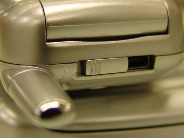 三星E318發表