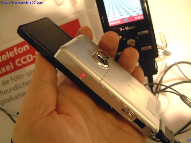 [CeBIT2004] Sharp TM100