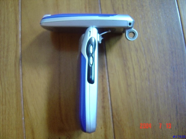 慘!慘!慘!~~我可憐的手機~