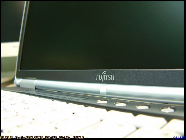[分享]我的第二台NB - Fujitsu S6220 （圖有點多喔...）