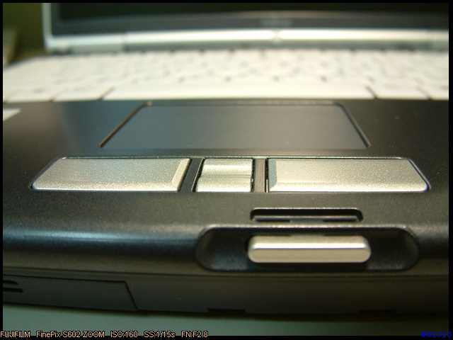 [分享]我的第二台NB - Fujitsu S6220 （圖有點多喔...）