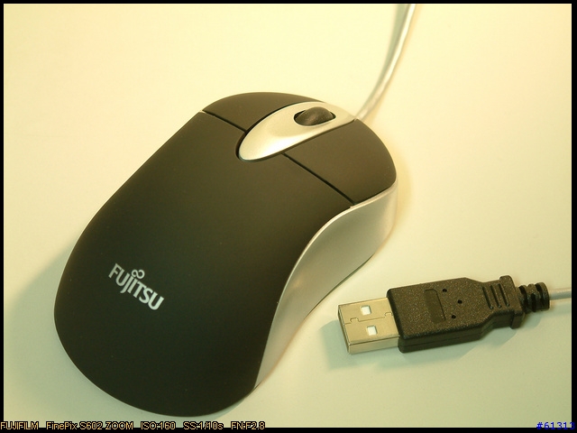 [分享]我的第二台NB - Fujitsu S6220 （圖有點多喔...）