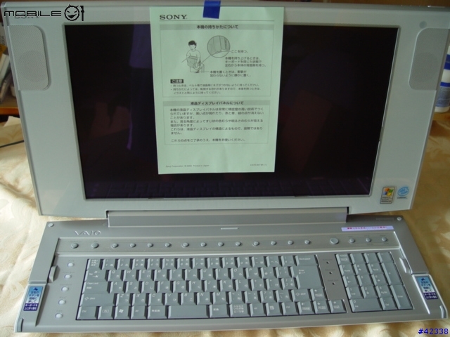 [分享] 新買Sony Vaio W502B圖多!!