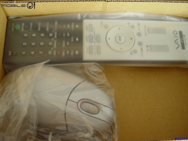 [分享] 新買Sony Vaio W502B圖多!!