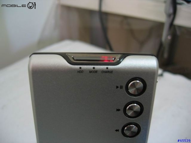 [分享+勸敗] iAudio M3L 20GB - MP3 35個小時不停播