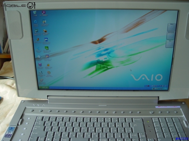 [分享] 新買Sony Vaio W502B圖多!!