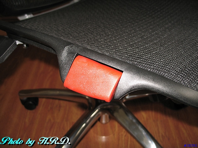[分享] Future Chair 人體工學健康椅------除了Aeron及Contessa外的選擇