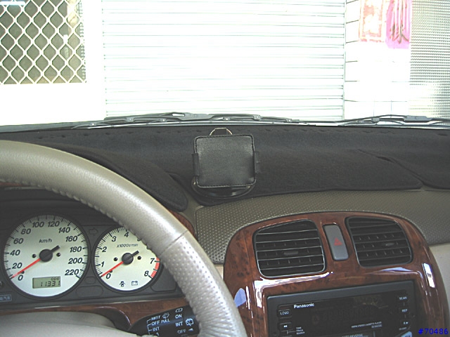 避光墊上裝車架