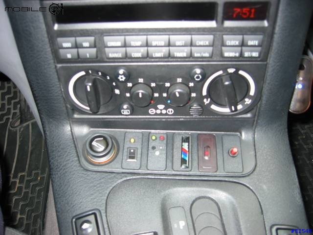 [分享] BMW E36 CarPC 安裝完成