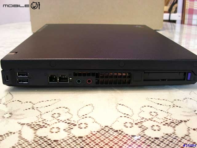 [心得]  '貧'民的NoteBook：IBM R50e 1834-84V