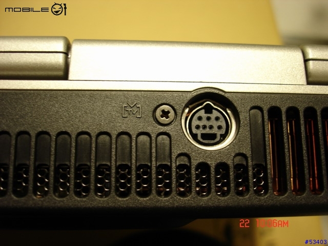 ASUS AP2400S 粉強的NoteBook拆箱實錄