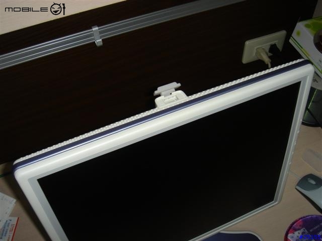 [分享]2004資訊展殺BenQ FP783 LCD monitor