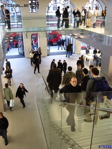 [分享] Apple Store London