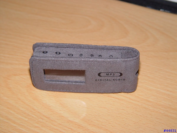 [分享]READS RDS-110/256MB MP3....流線的外型....吸引大家的眼光