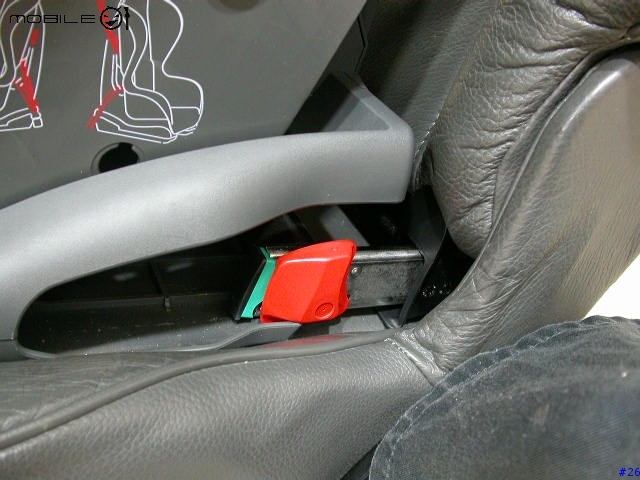 [我要向吉米丘勸敗]德國撞擊測試評比最安全的兒童汽車座椅...