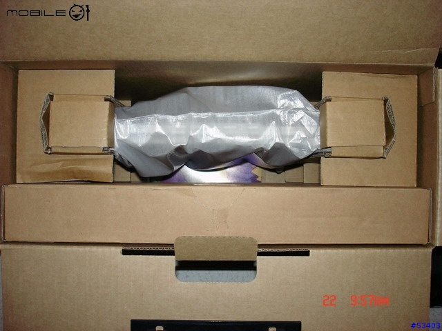 ASUS AP2400S 粉強的NoteBook拆箱實錄