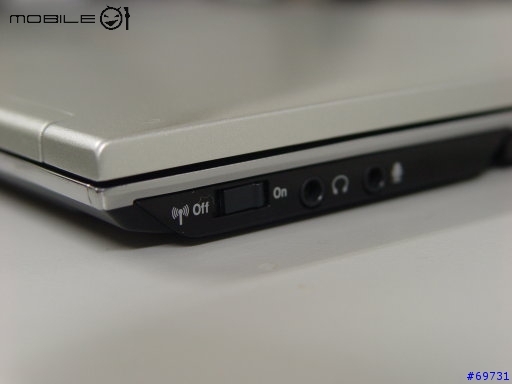 [心得]TOSHIBA R100入手報告(補3dmark2001分數圖)