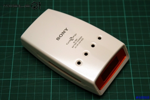 [分享] SONY BCG-34HRMD LCD 快速充電器