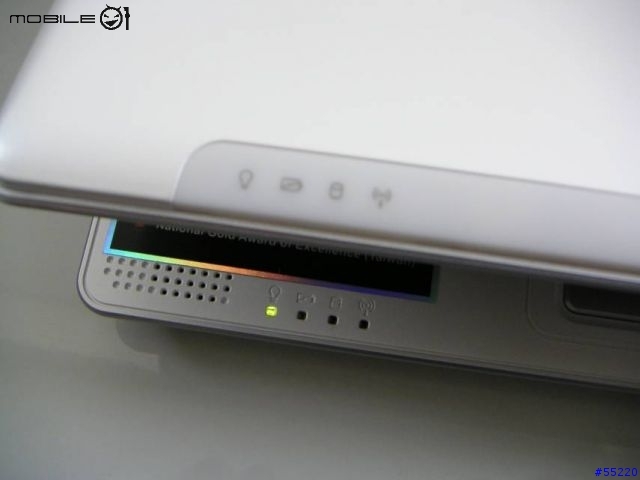 [分享]我的新寵 四姨太 小雪 ASUS S5200NE (有圖片) 想敗12吋的夥伴 歡迎參考