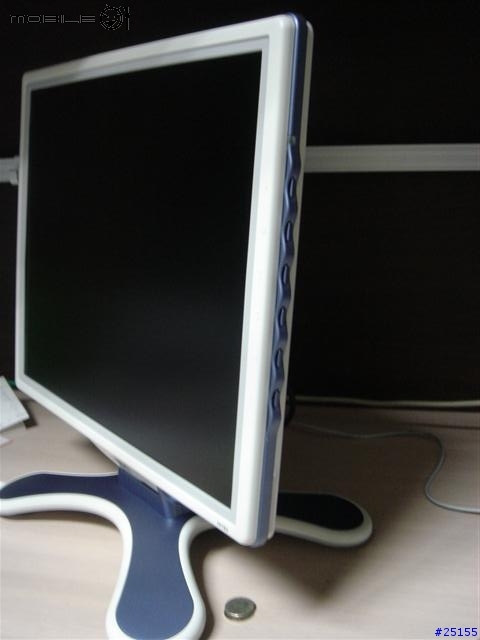 [分享]2004資訊展殺BenQ FP783 LCD monitor