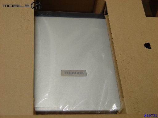 [心得]TOSHIBA R100入手報告(補3dmark2001分數圖)