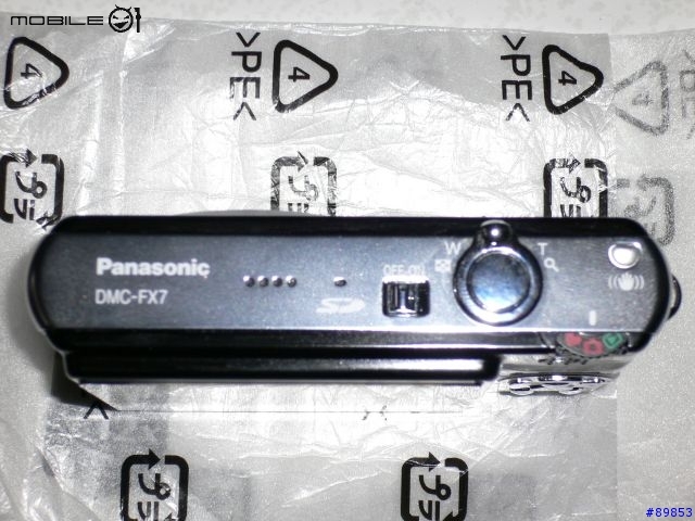 [分享+炫耀文]啥咪!!竟然買到黑色的Panasonic-FX7  >_