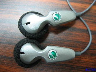[配件] Sony Ericsson 的雙耳 MP3 耳機